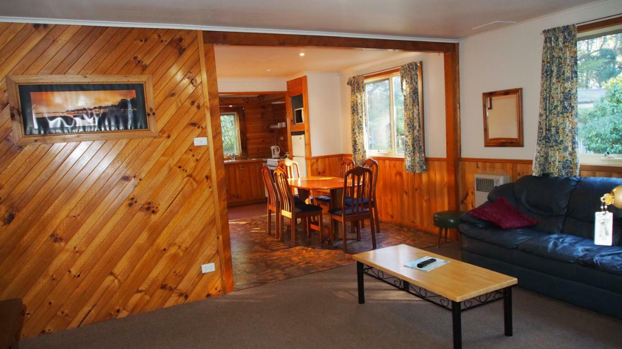 Big4 Strahan Holiday Retreat Esterno foto
