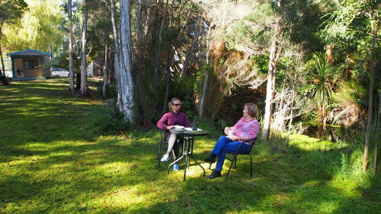 Big4 Strahan Holiday Retreat Esterno foto
